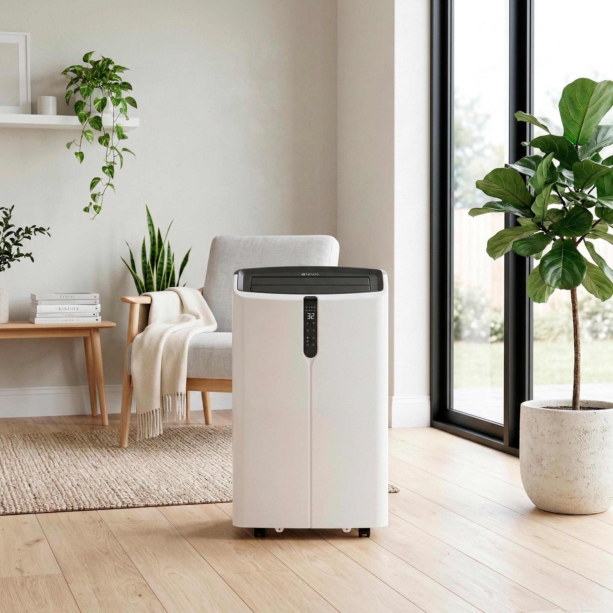 Aire acondicionado portátil EVVO Clima Silent en salón moderno con luz natural