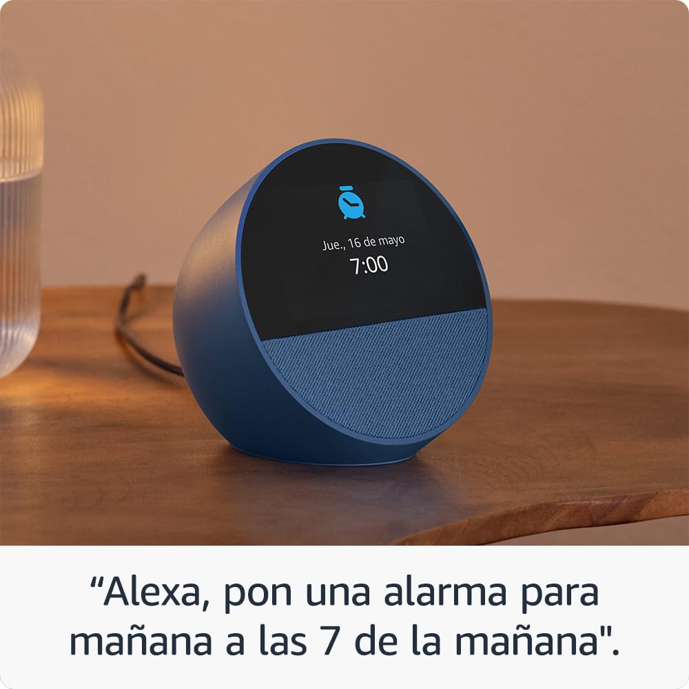 Amazon Echo Spot azul configurado con alarma a las 7 de la mañana.