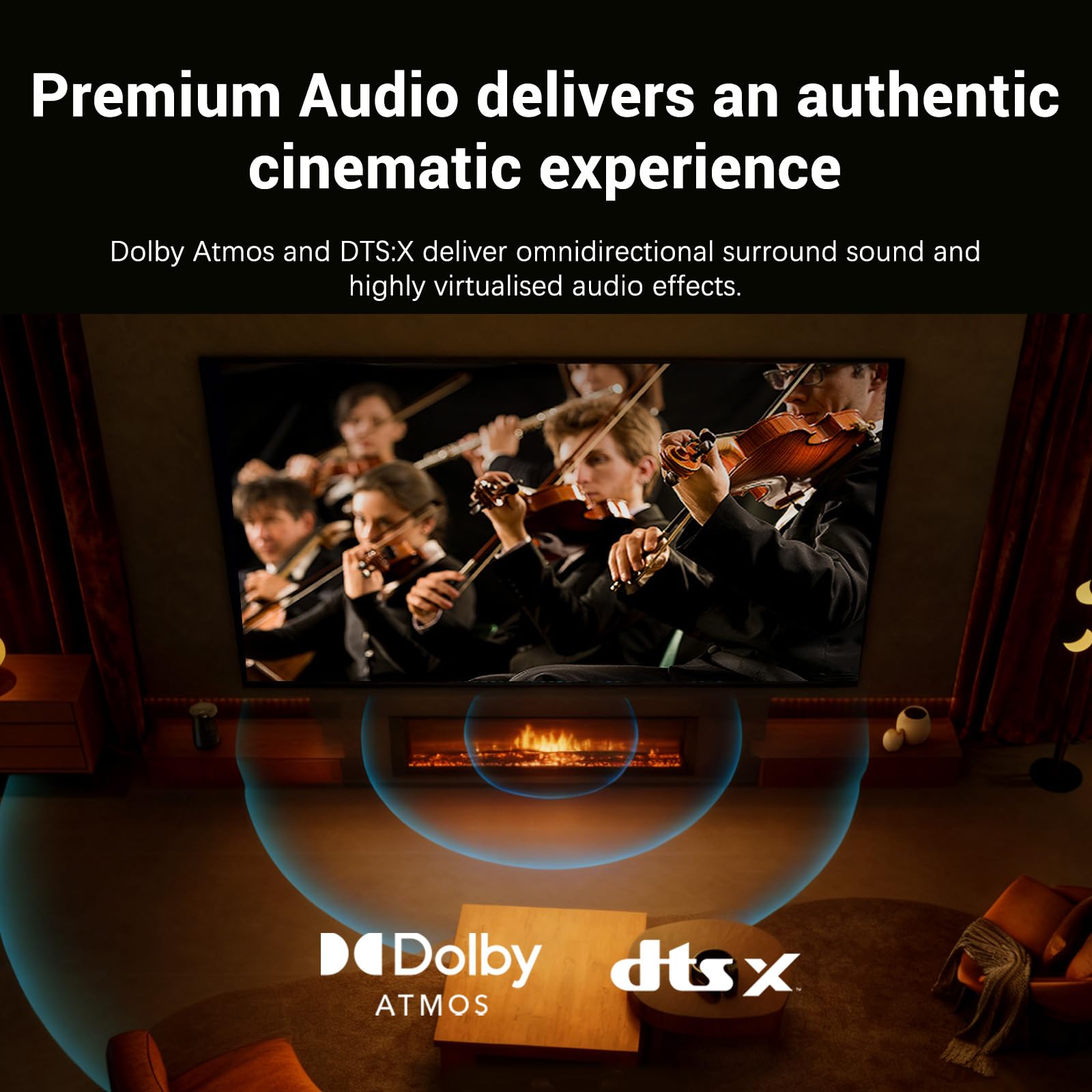Sala con TV mostrando orquesta y audio Dolby Atmos envolvente