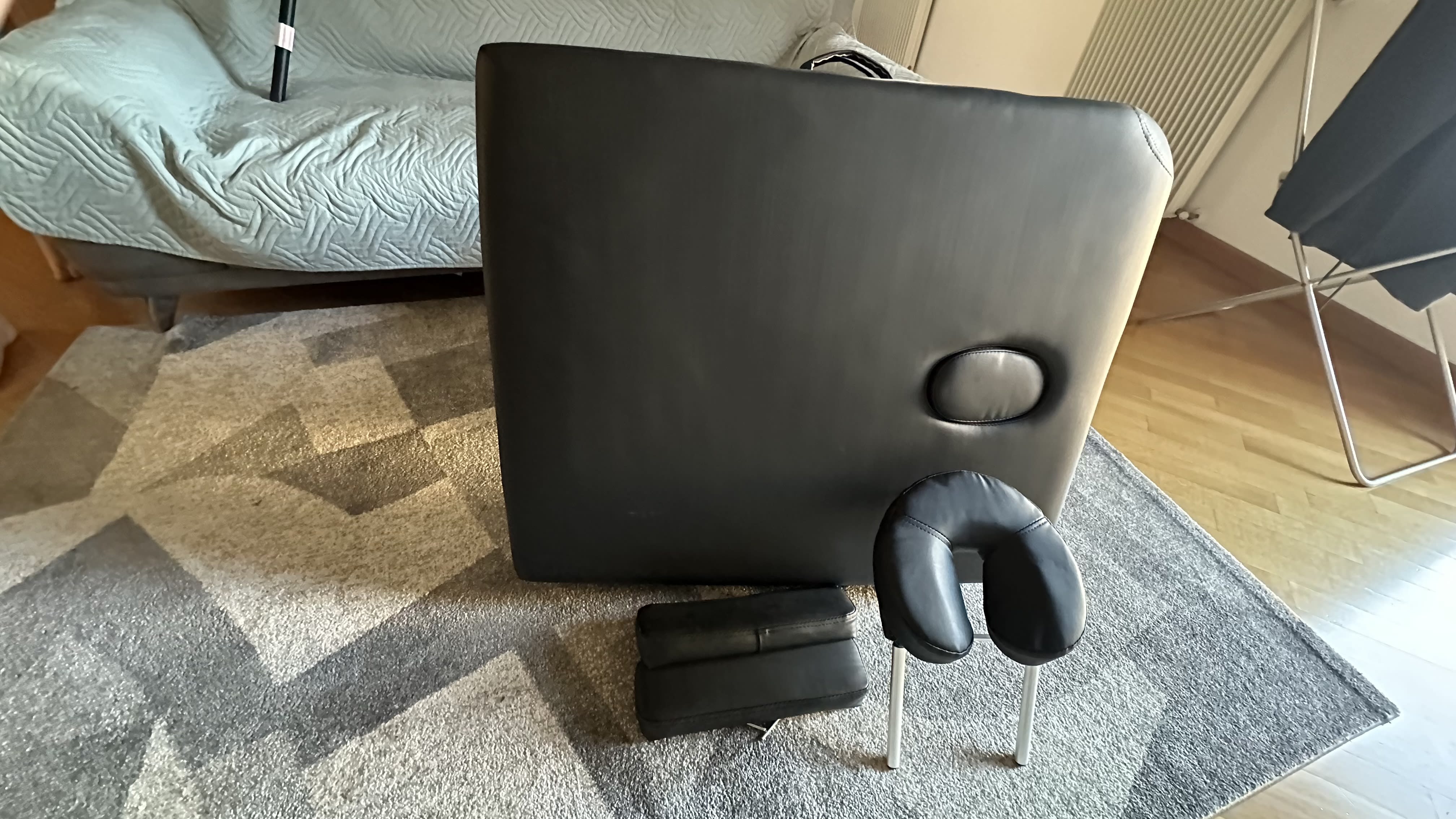 tectake® Lettino da Massaggio a 3 Zone – Pieghevole e Regolabile