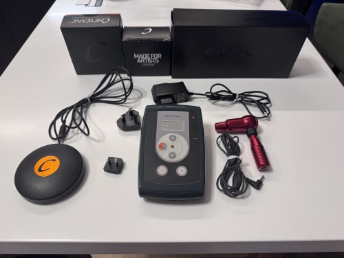 Cheyenne HAWK Thunder Red + Power Unit II PU2 + Grip + Footswitch — foto 1