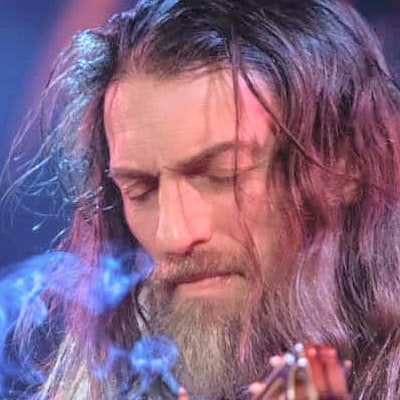 Estas Tonne