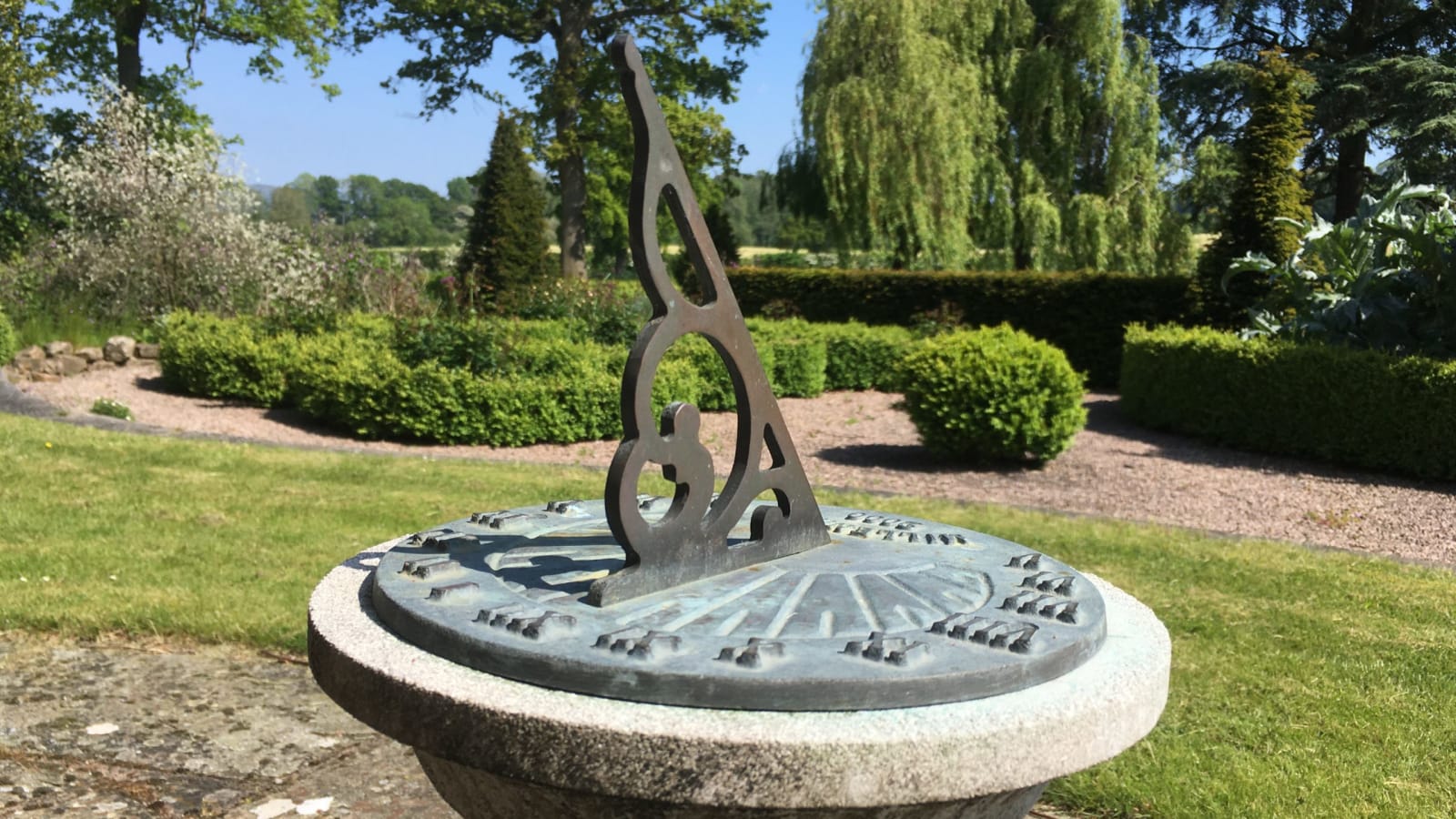 Avatamsaka Sutra: Entry Into The Realm Of Reality | Dhammasavana Retreat