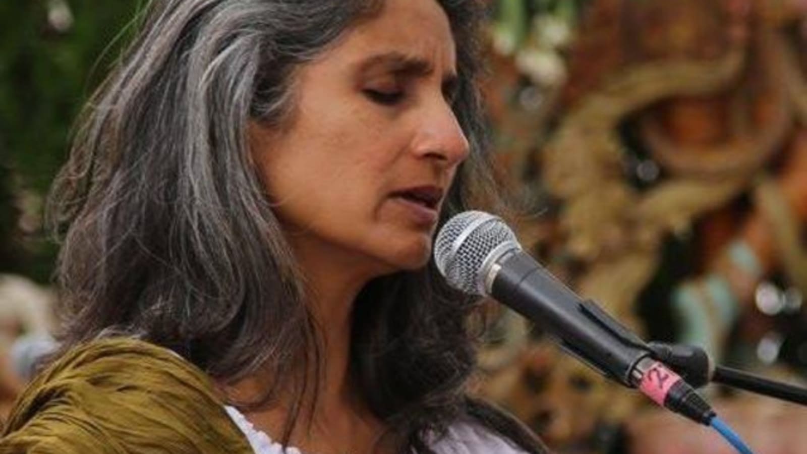 Women's Satsang: Chants & Stories By the Puja Table with Shyama Chapin