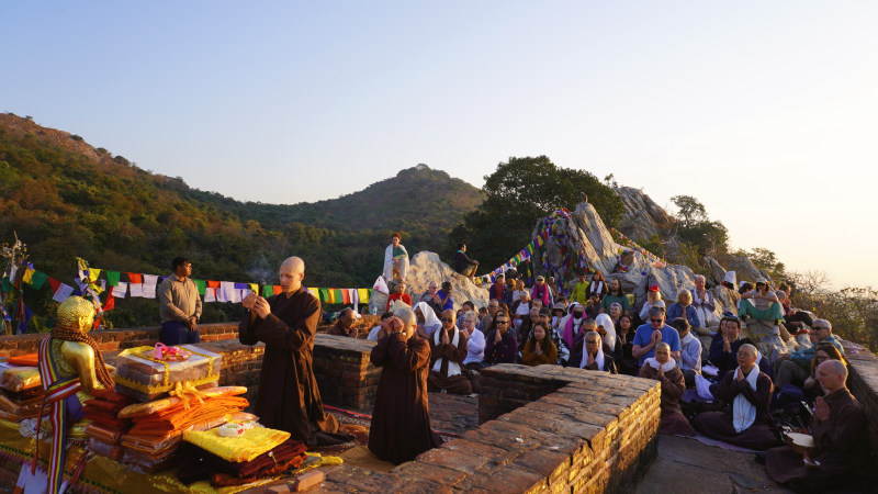 India Pilgrimage: 100 Years of Thich Nhat Hanh, In the Footsteps of the Buddha