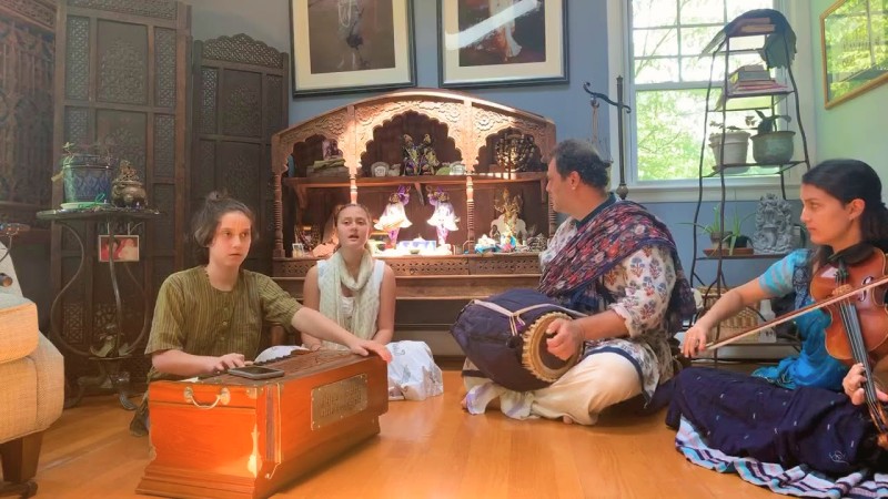 Live Kirtan at ISKCON Metpally: Gaura Vani and Family