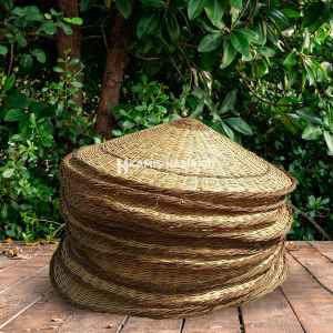 Bahçe Dekorasyon Önerileri: Saz Çatı, Hasır Şemsiye, Bambu Çit ve Kargı Çatılarla Doğal ve Şık Mekanlar