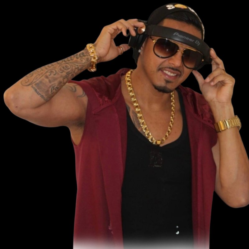Dj Allex  Performance