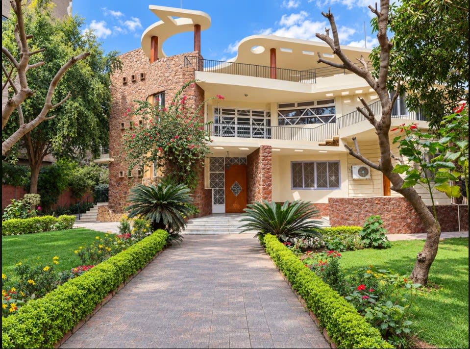 Is Maadi Suitable for Villa Living?