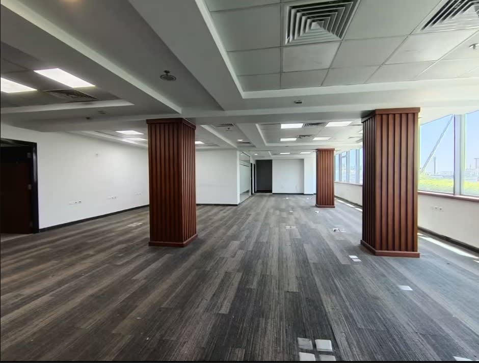 Renting a 100 sqm Office in Fifth Settlement