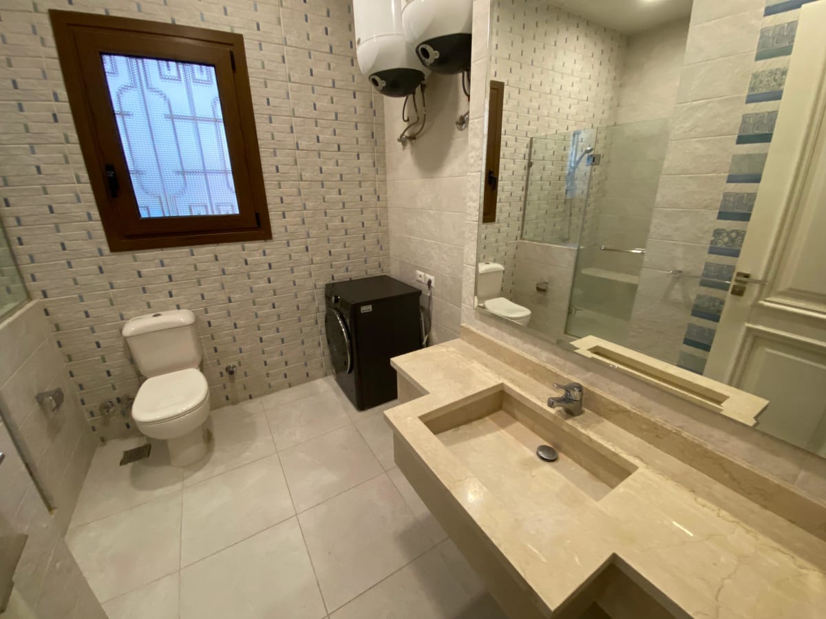 Semi Furnished Ground Floor Apartment with Garden & Pool in Maadi Sarayat