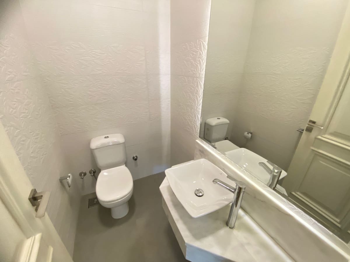 Semi Furnished Ground Floor Apartment with Garden & Pool in Maadi Sarayat