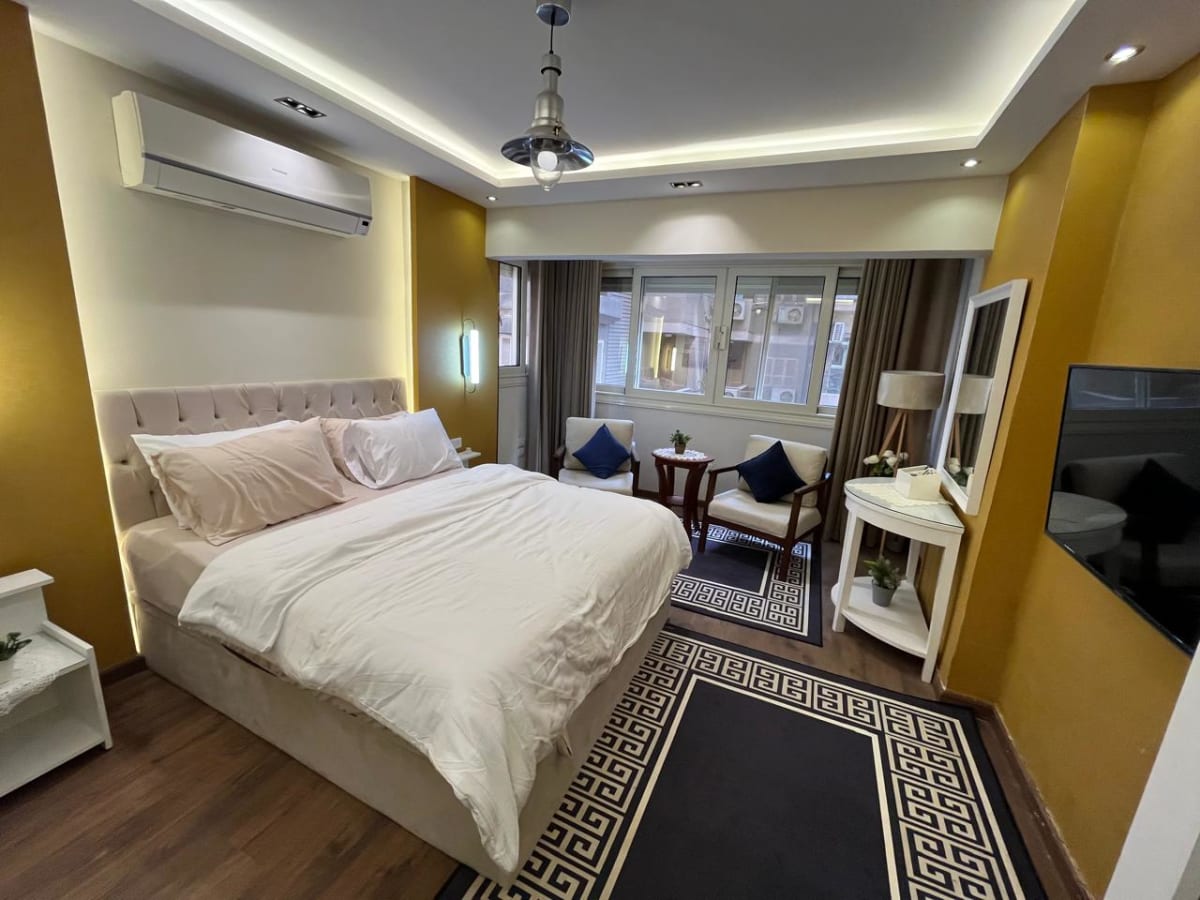 Elegant 3-Bedroom Apartment for Rent | 200 sqm | Zamalek Prime Location