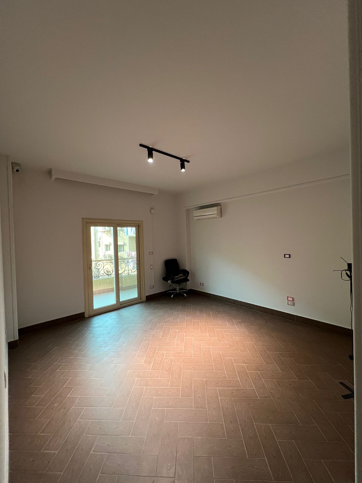 Administrative Office Space For Rent In New Cairo | 200 Sqm | Modern Finishing
