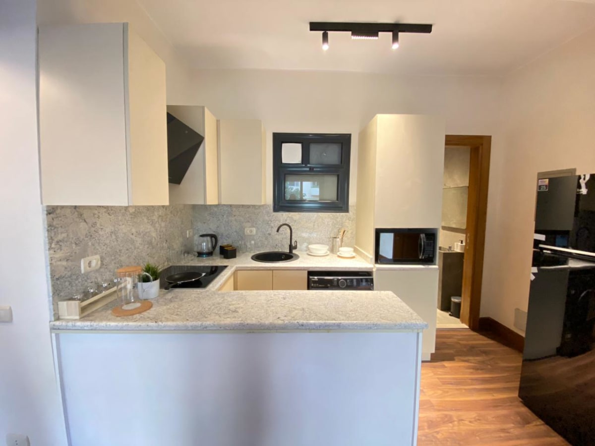 Modern 2-Bedroom Ground Floor with Garden In Maadi Sarayat.
