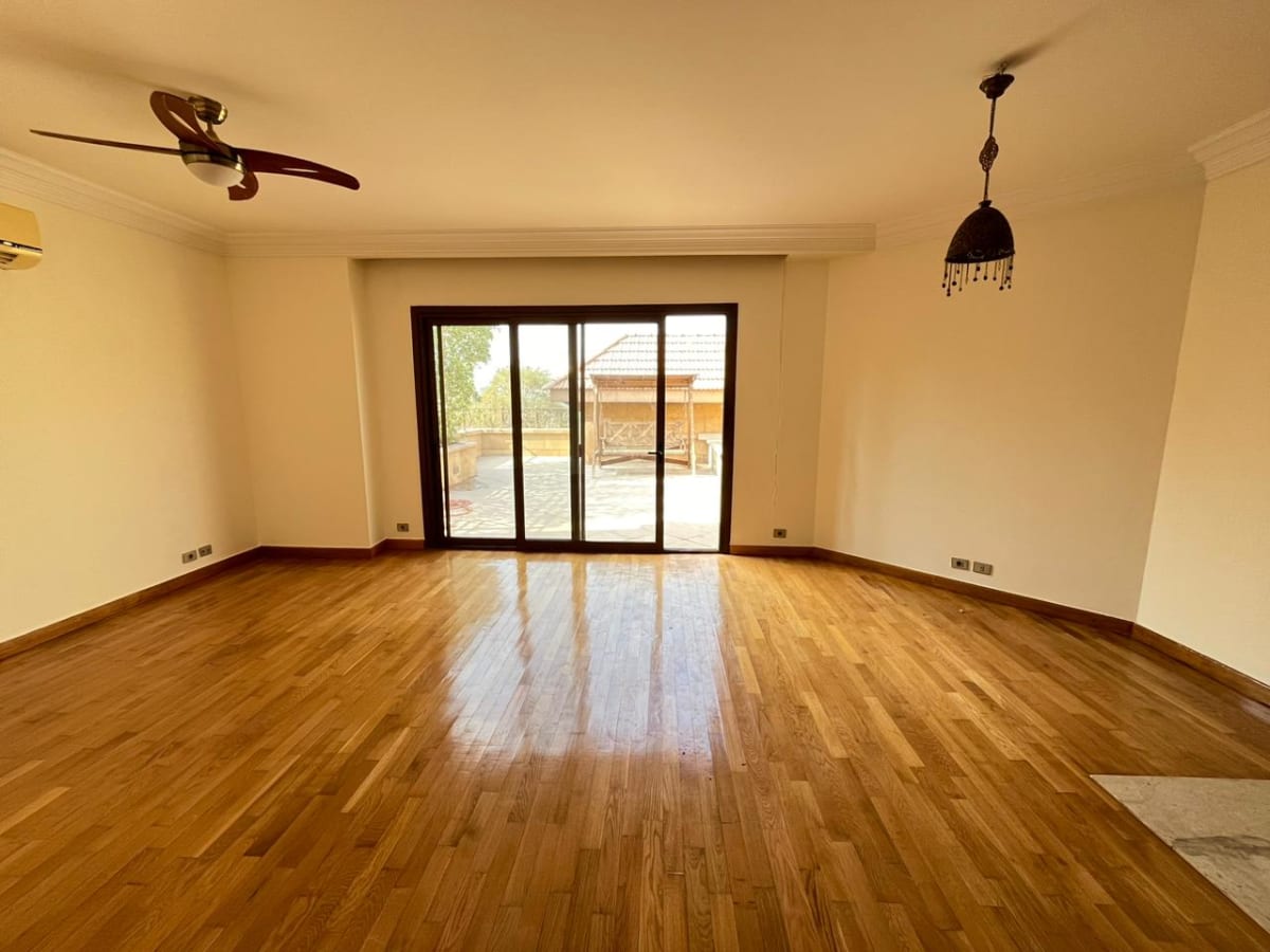Triplex Penthouse For Rent In Maadi Degla.