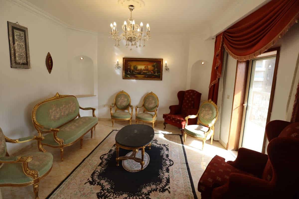 Bright & Airy Apartment for Rent in Maadi – 180 sqm