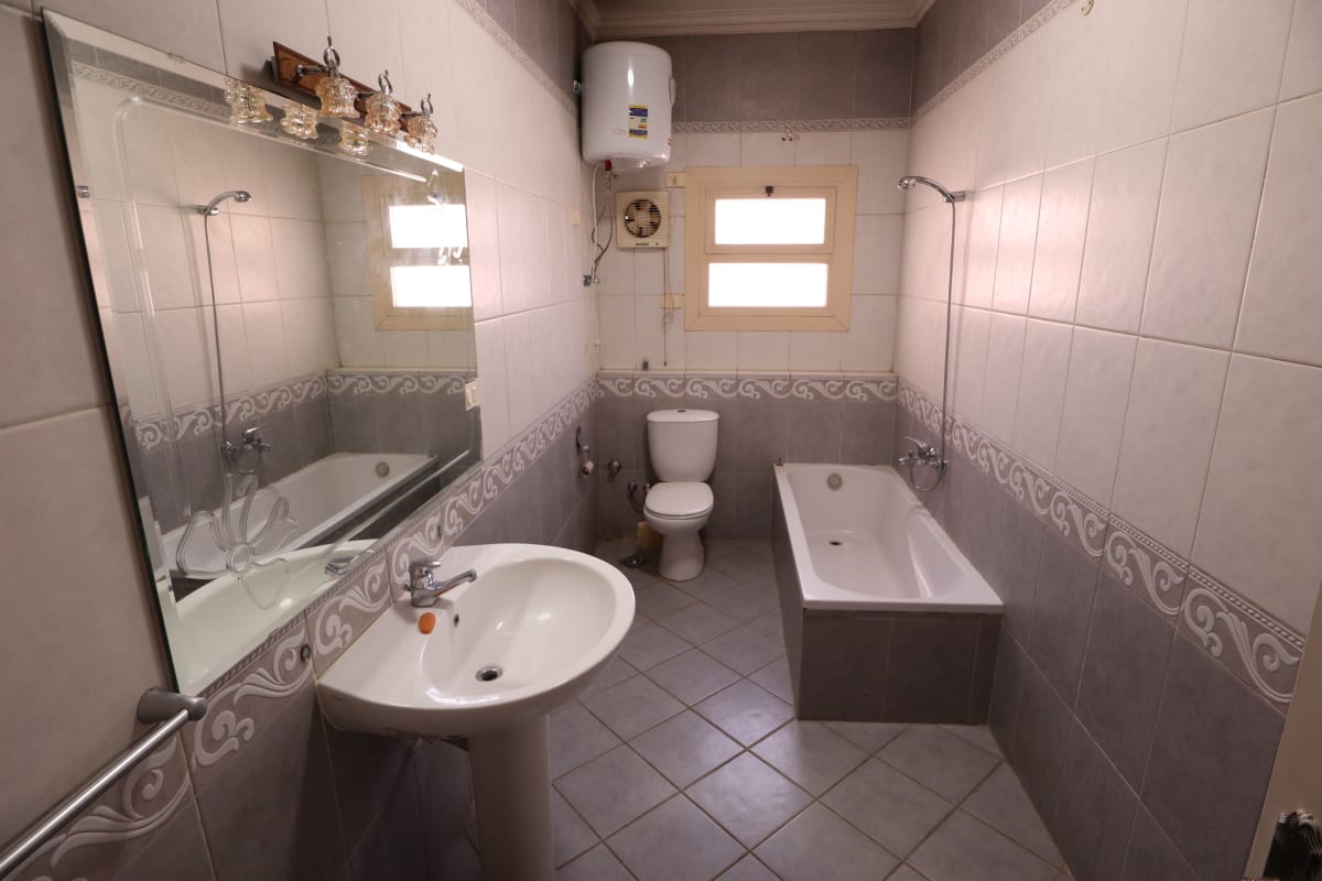 Bright & Airy Apartment for Rent in Maadi – 180 sqm