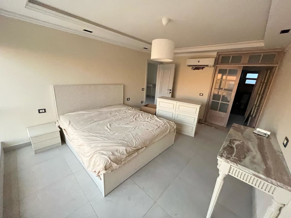 Furnished Apartment With Modern Furniture In Degla Square. 