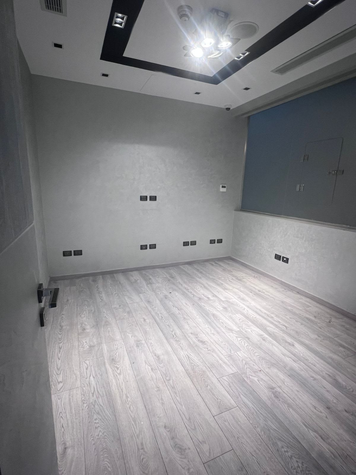 Administrative Office Space For Rent | Area 190 Sqm | Refined Detail Finish | New Cairo .