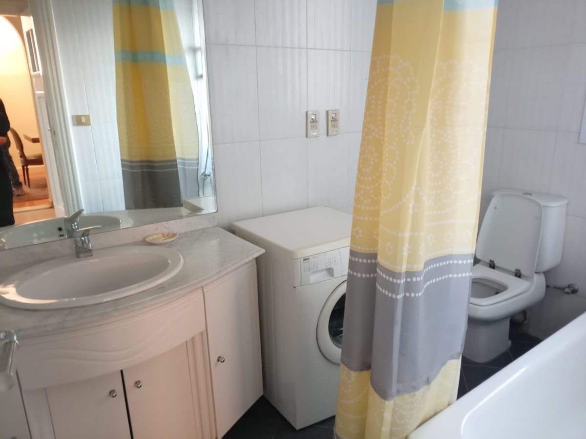 Sunny & Airy Apartment In North Zamalek
