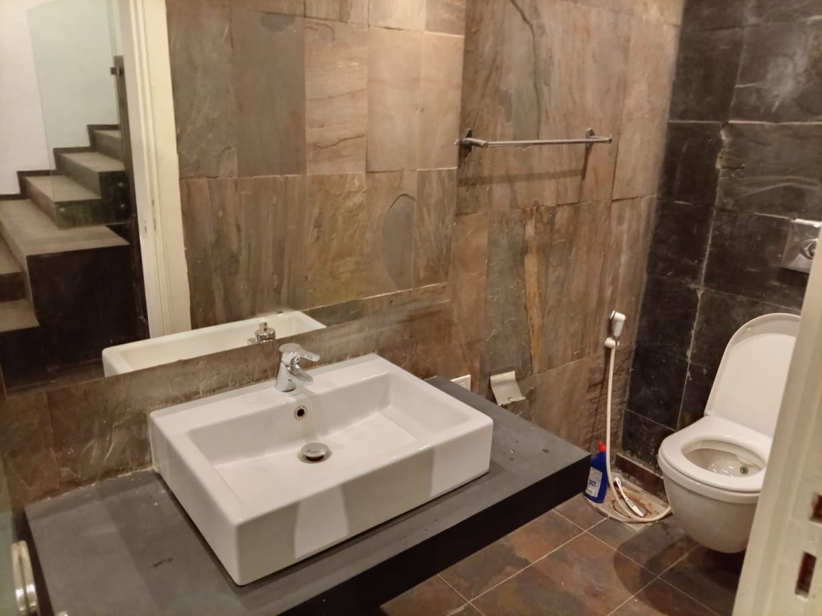 Spacious Duplex for Rent in Maadi – 270 sqm Living Space