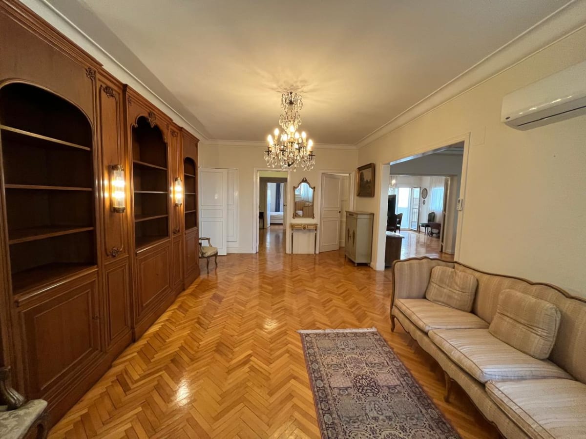 Modern Apartment with Scenic Views for Rent In Zamalek 