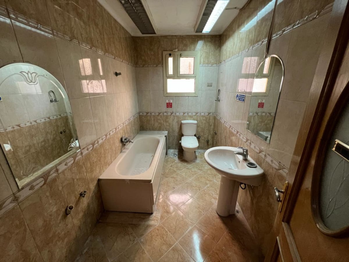 Administrative Office Space For Rent | Area 200 Sqm | Luxury-Finished Surface | New Maadi  .