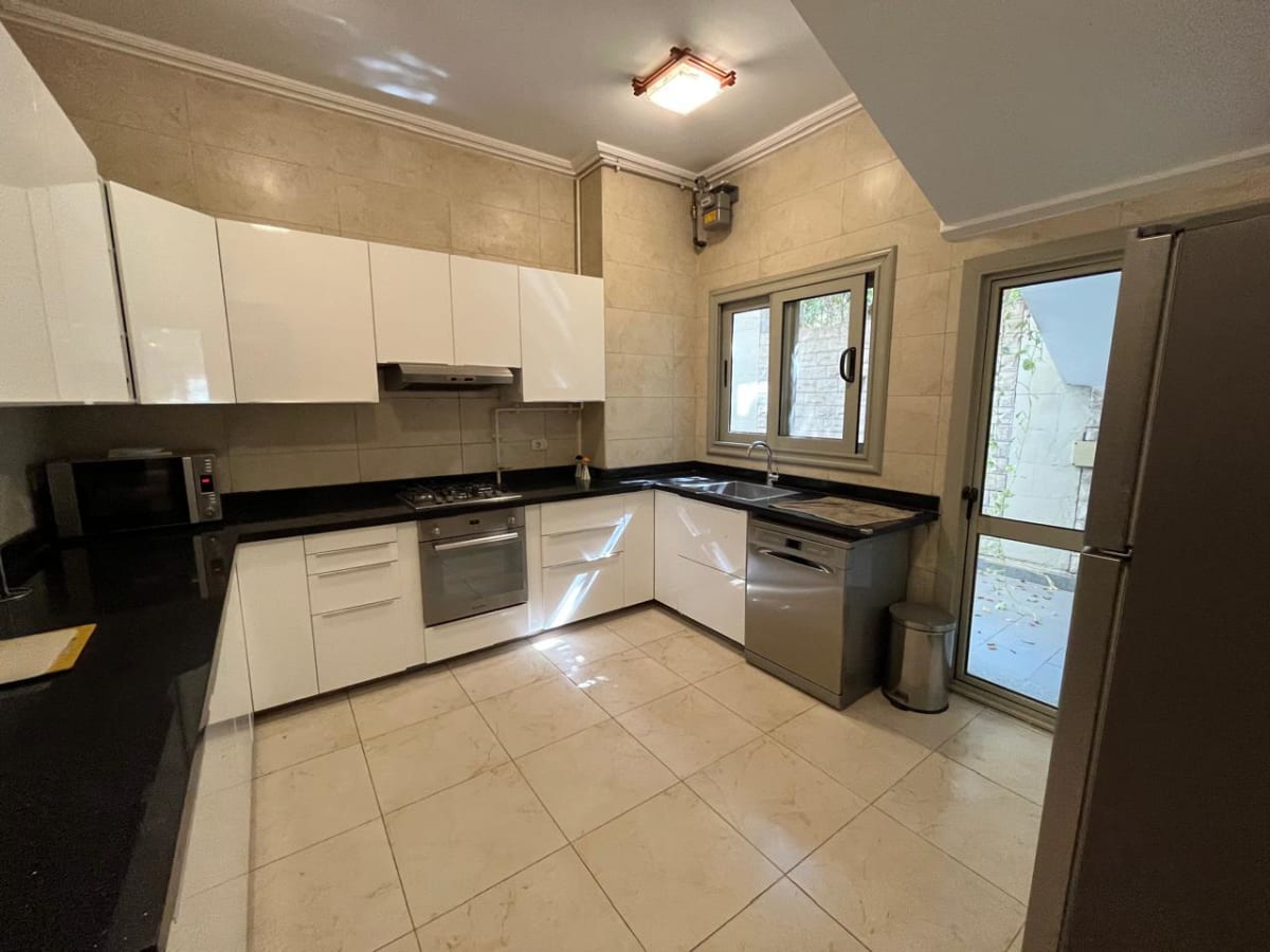 Elegant Ground Floor Living – Fully Furnished -in Maadi