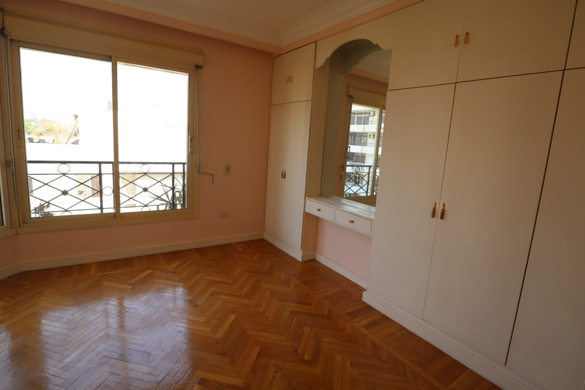 Stunning Penthouse With Private Pool For Rent In Maadi Sarayat