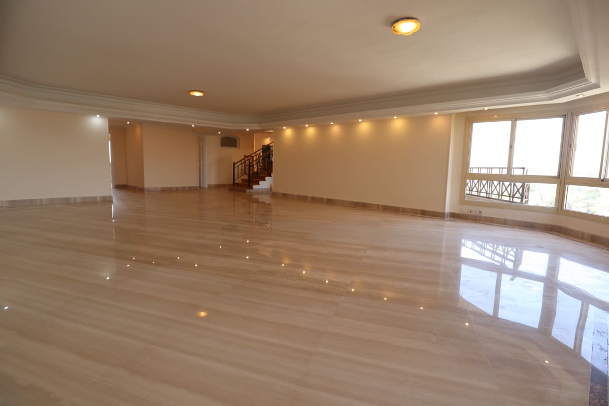 Amazing view duplex penthouse for rent in Maadi Sarayat