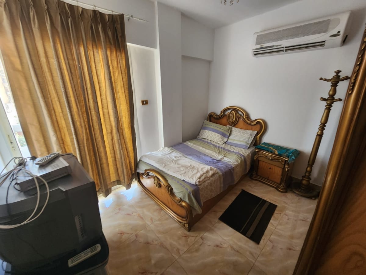 Comfortable 3BR Apartment | 180 sqm Layout