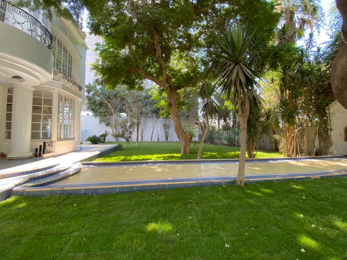 Luxury Villa For Rent In A prime Location In Maadi Degla.