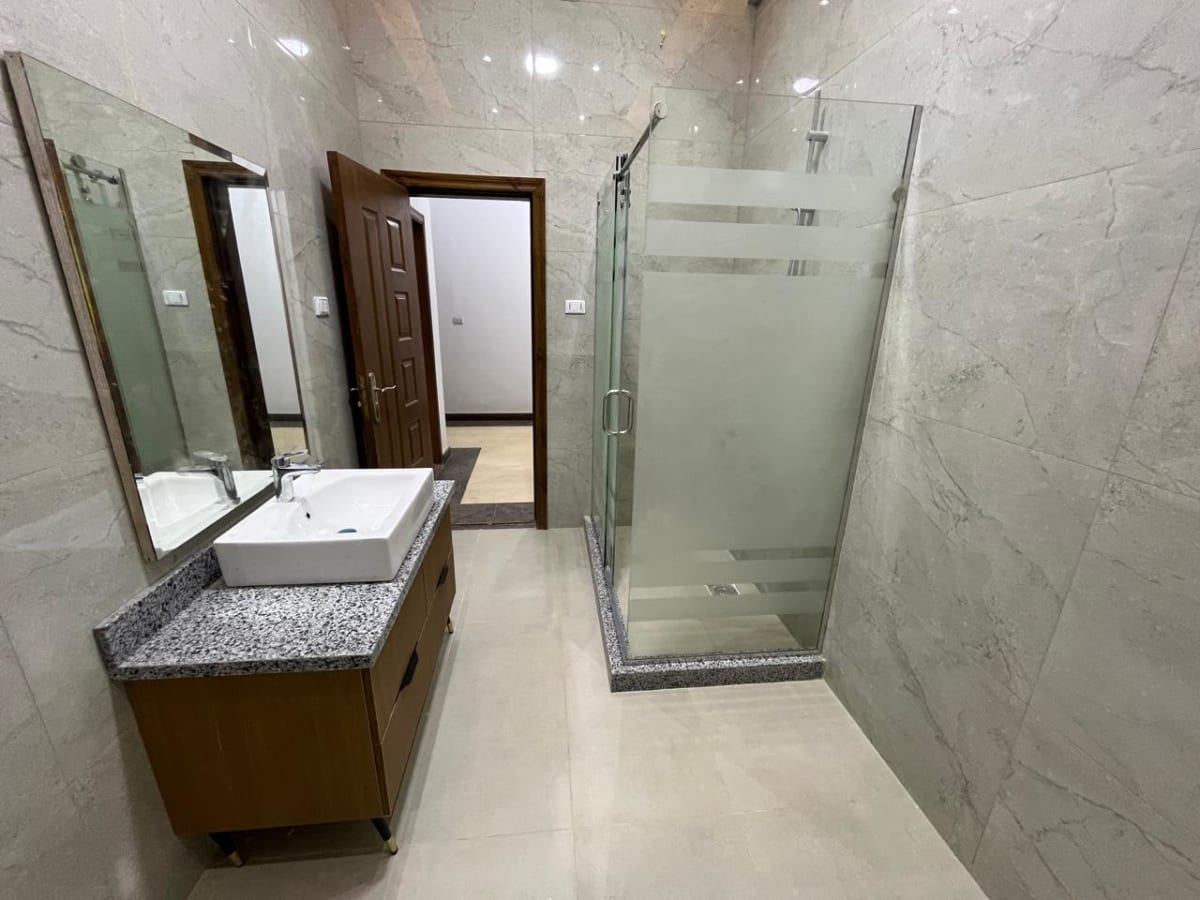 Villa With Huge Garden And pool For Rent In Maadi Sarayat.