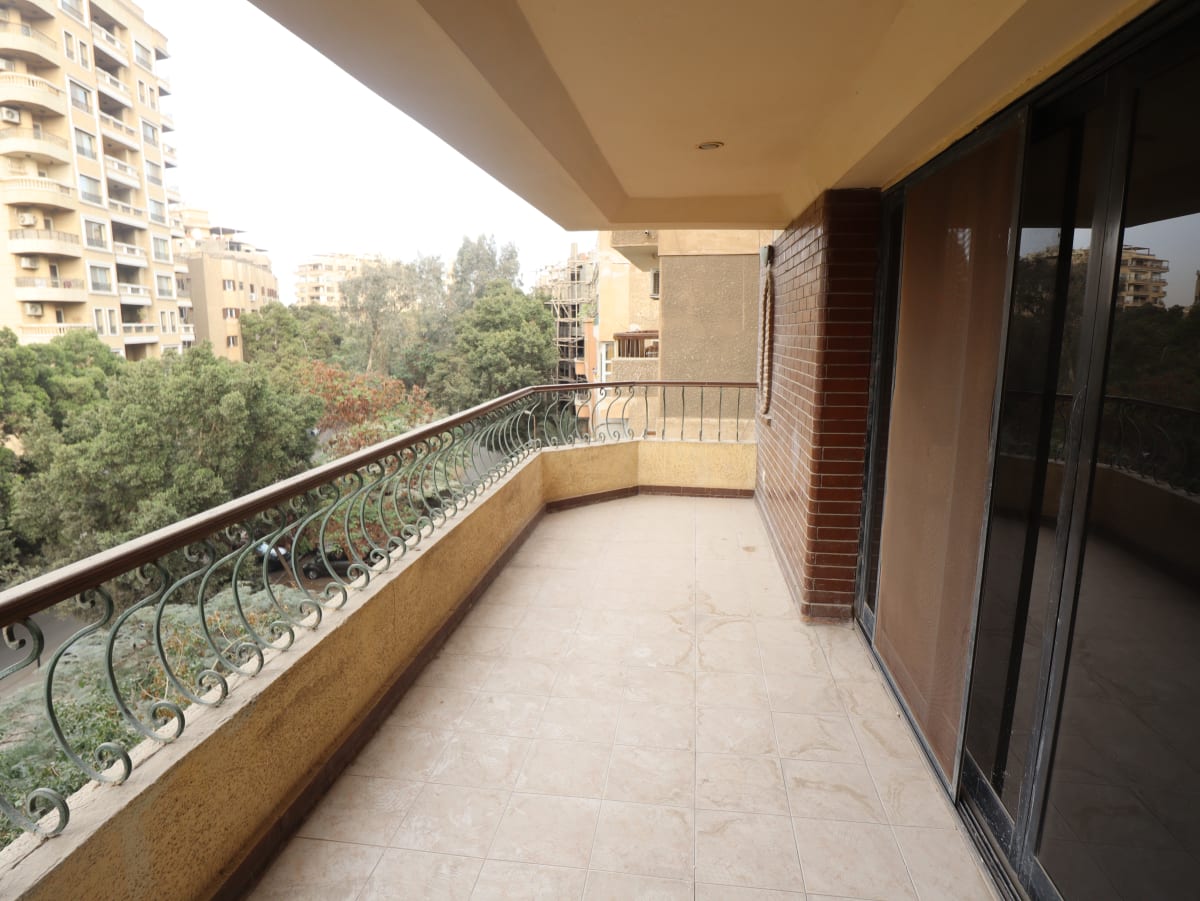 Modern 4BR Spacious Apartment for Rent in Prime Location | 200 sqm In Maadi 
