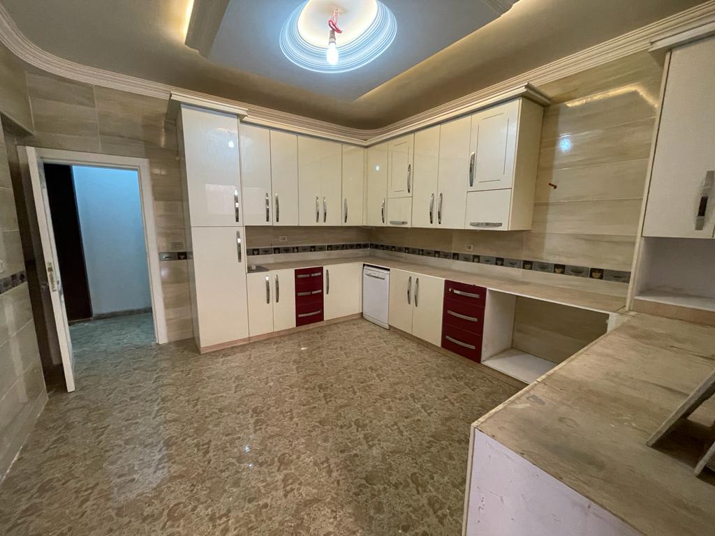 Charming Ground Floor For Rent In Maadi Sarayat.