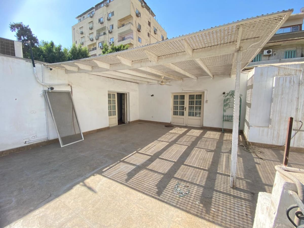 Semi Furnished Villa With 800m² In Maadi Sarayat.