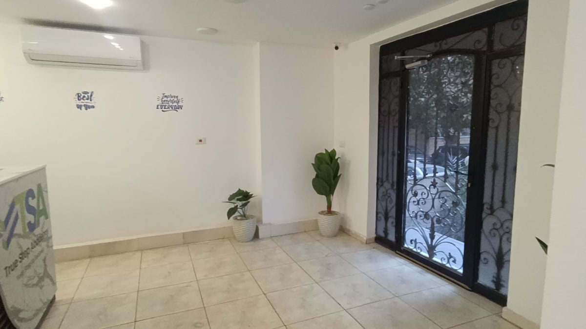 Business-Ready Administrative Office for Rent | 450 Sqm | El Maadi