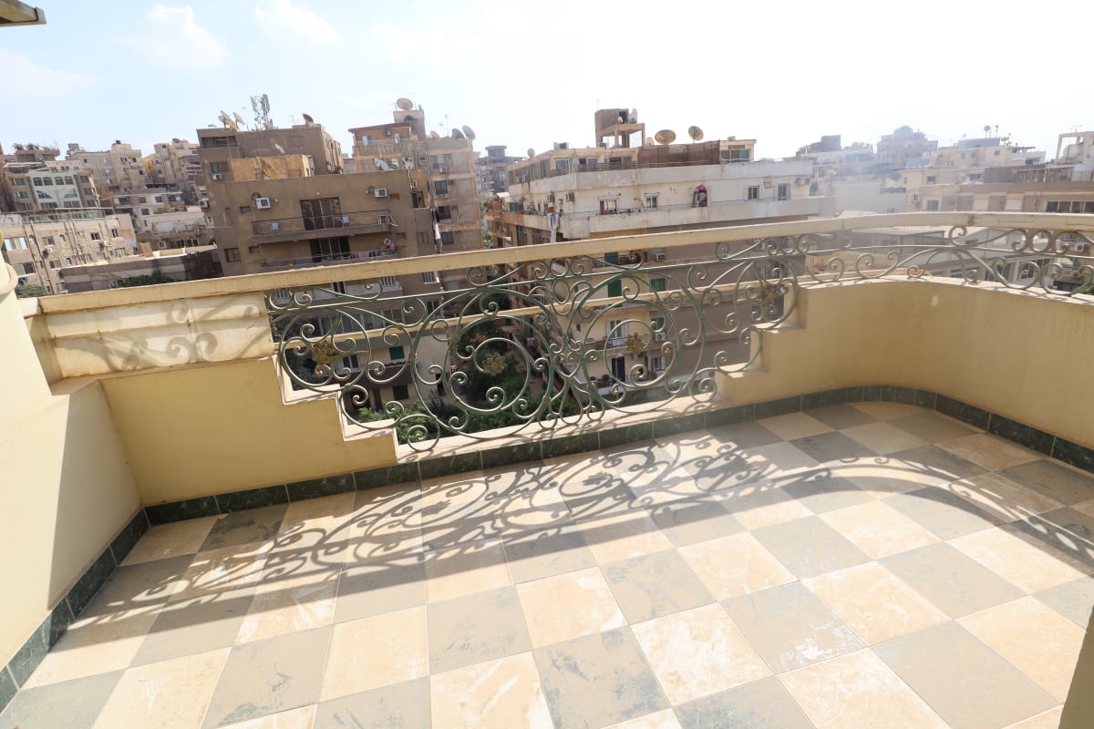 Spacious Semi-Furnished Apartment for Rent In Sarayat Maadi | 300 sqm