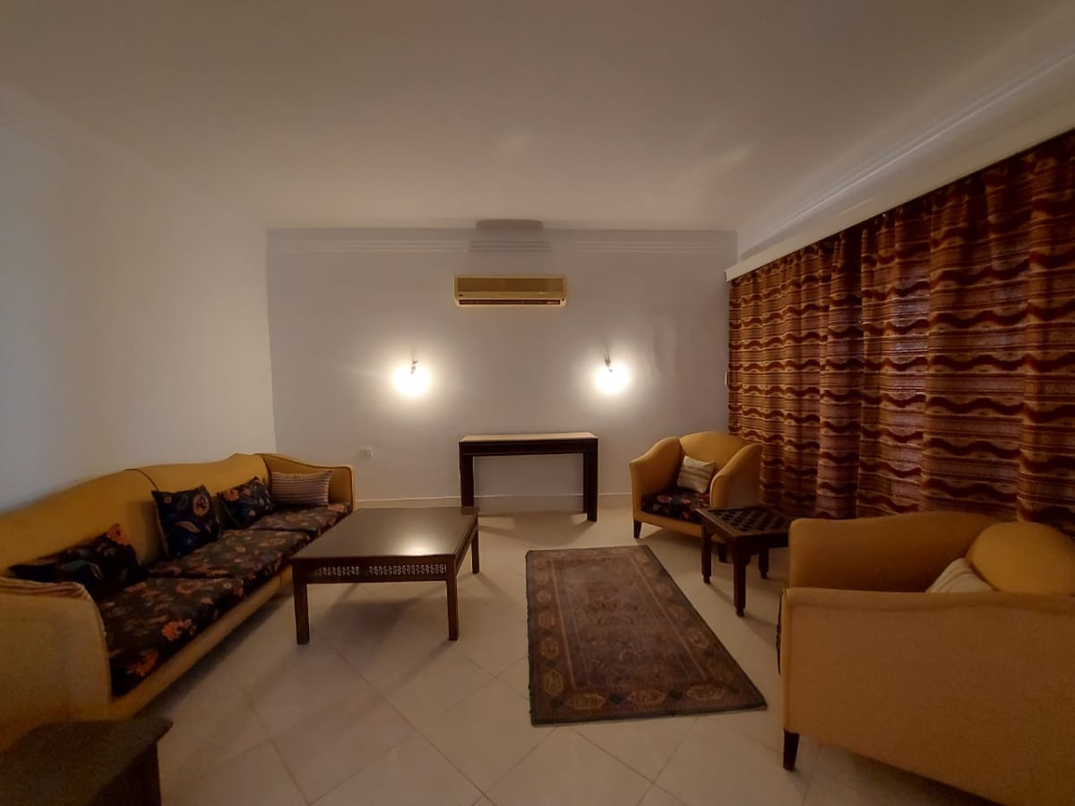 Sunny & Spacious Modern Apartment in Prime Zamalek