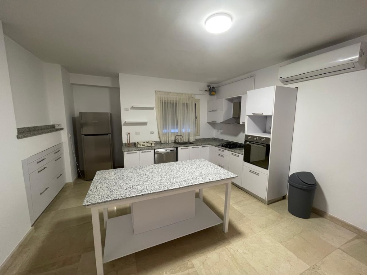 Bright Ground Floor With Private Pool In Sarayat El Maadi.