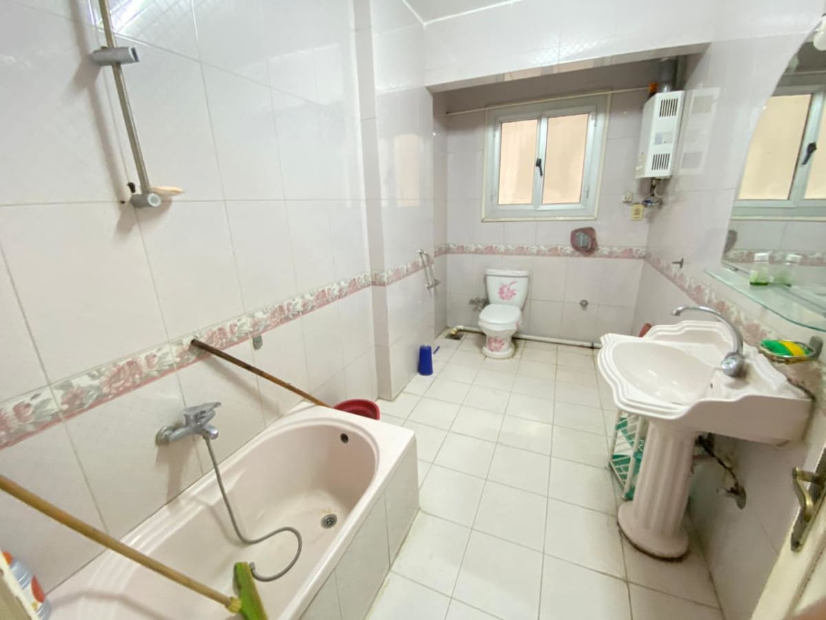 Comfortable & Well-Located Apartment for Sale in Maadi Degla