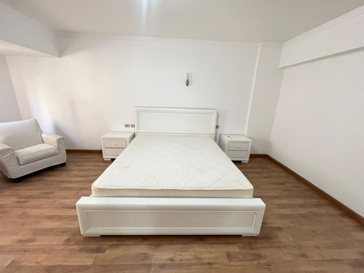 Modern 4BR Apartment in Quiet Maadi Location