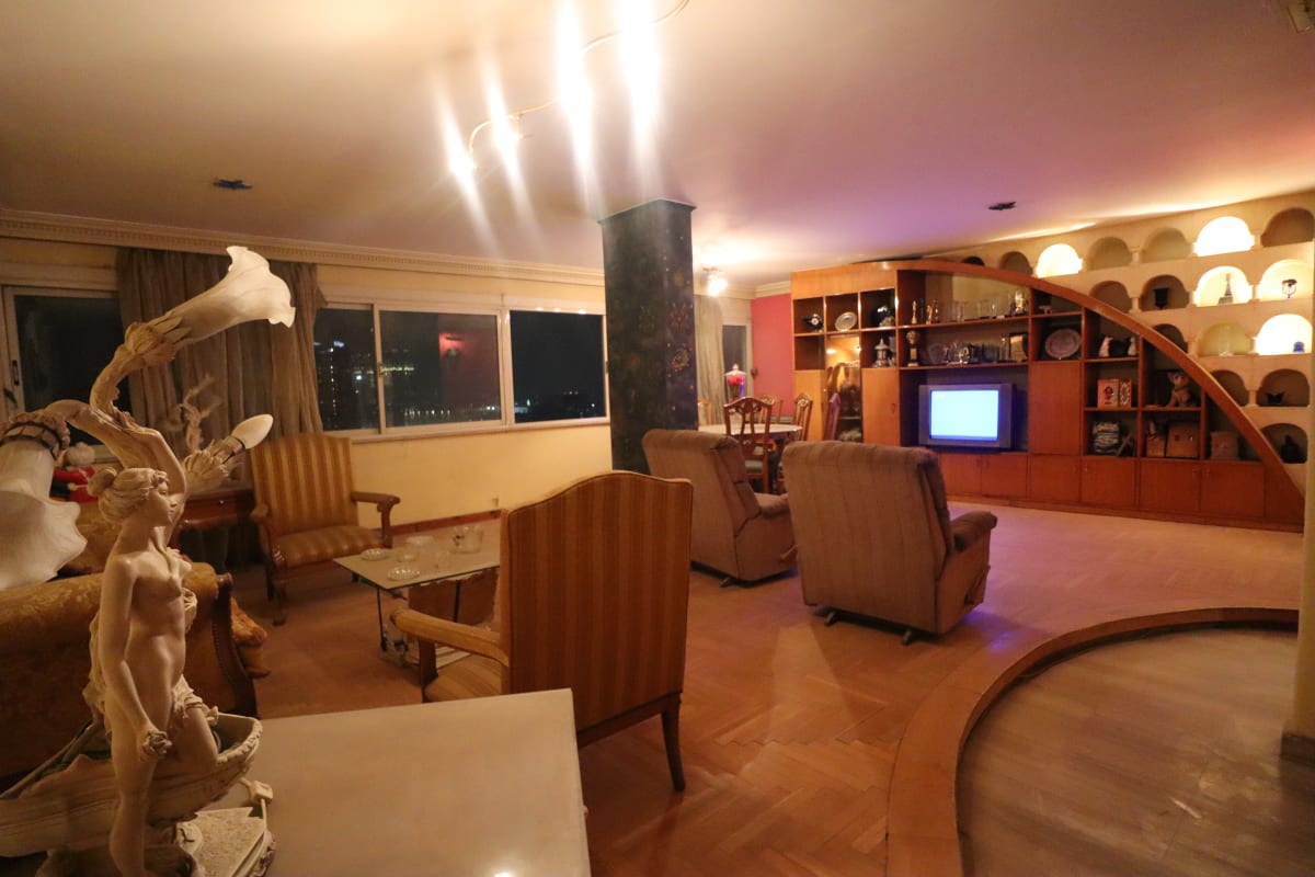 2BR Apartment in Prime Zamalek Location