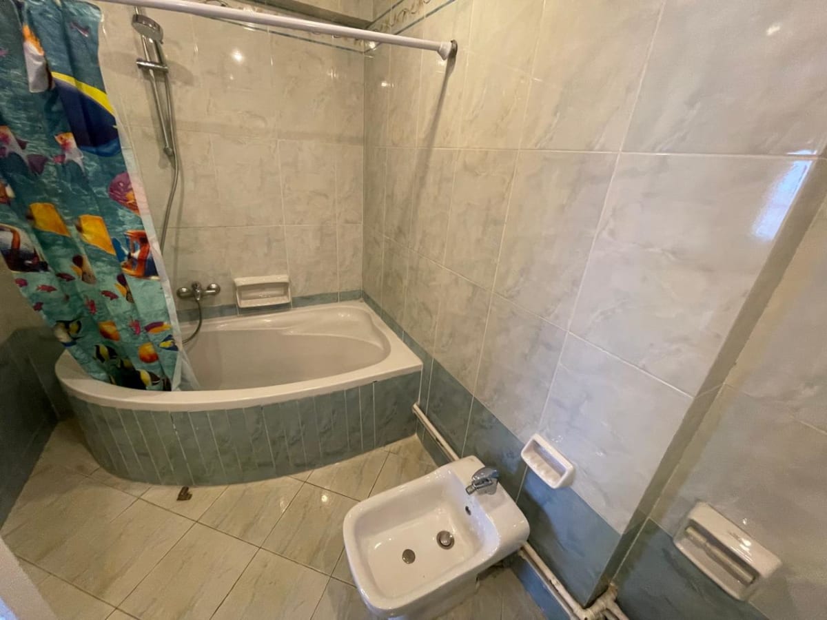 Practical 3BR Apartment in Maadi - Urban Lifestyle