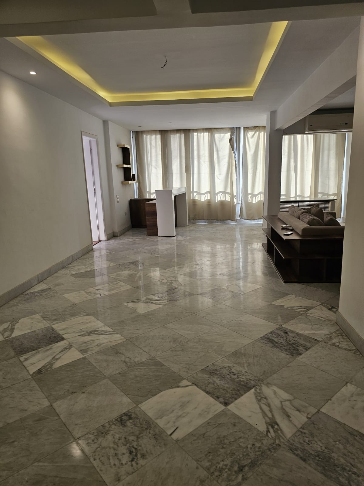 Luxury Apartment with Spacious Reception in Zamalek