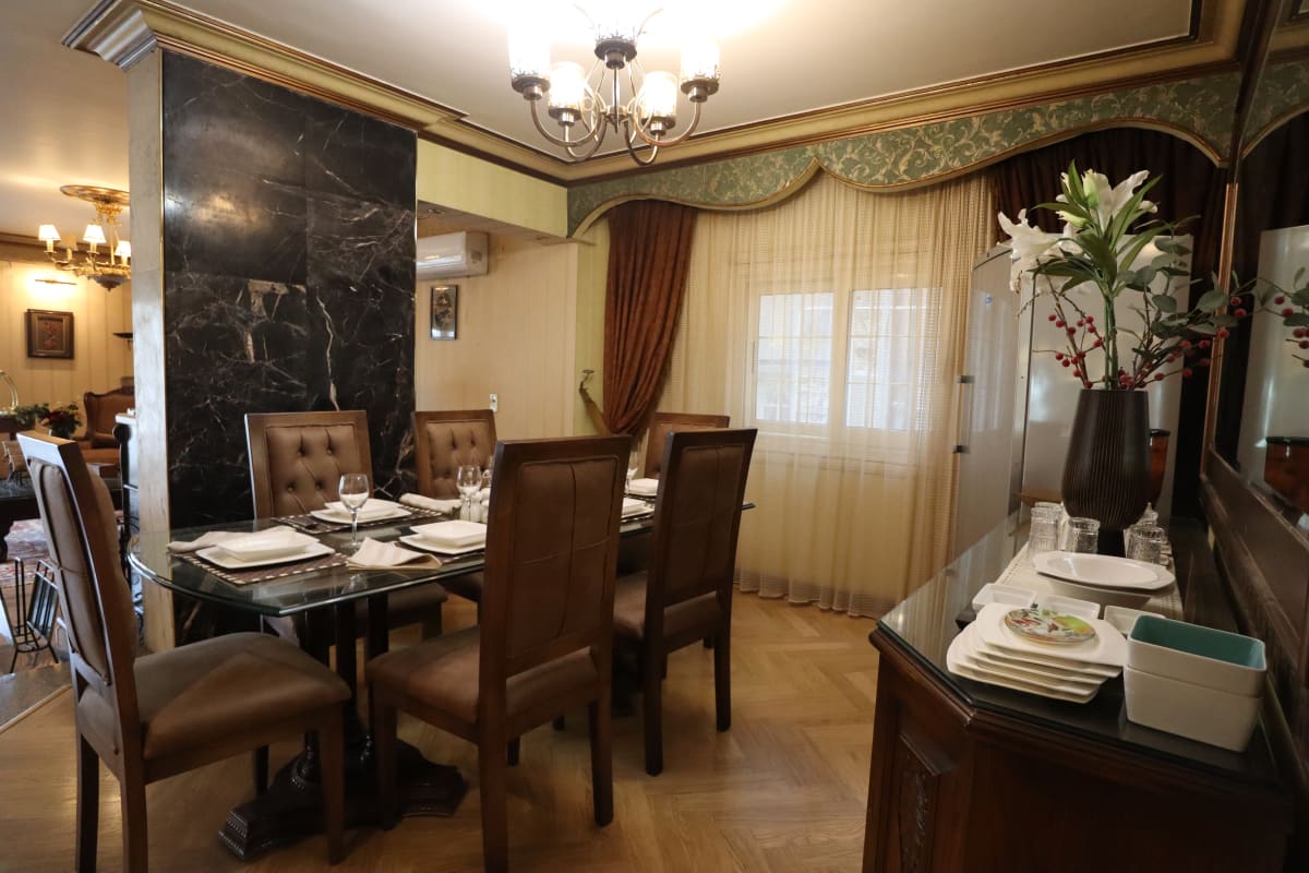 Modern 3BR Apartment Close to CAC - Bright & Spacious
