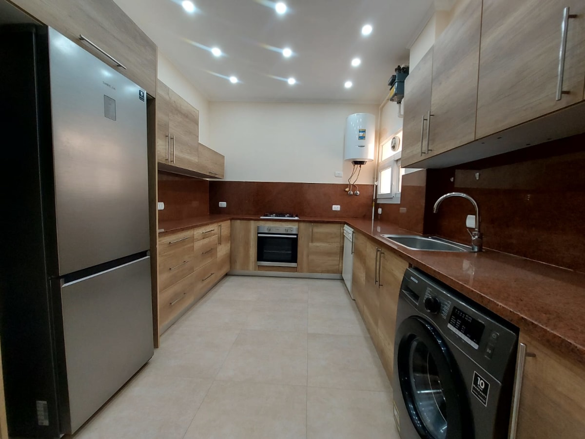 Comfortable Spacious 200 Sqm Apartment For Rent In Maadi Degla.