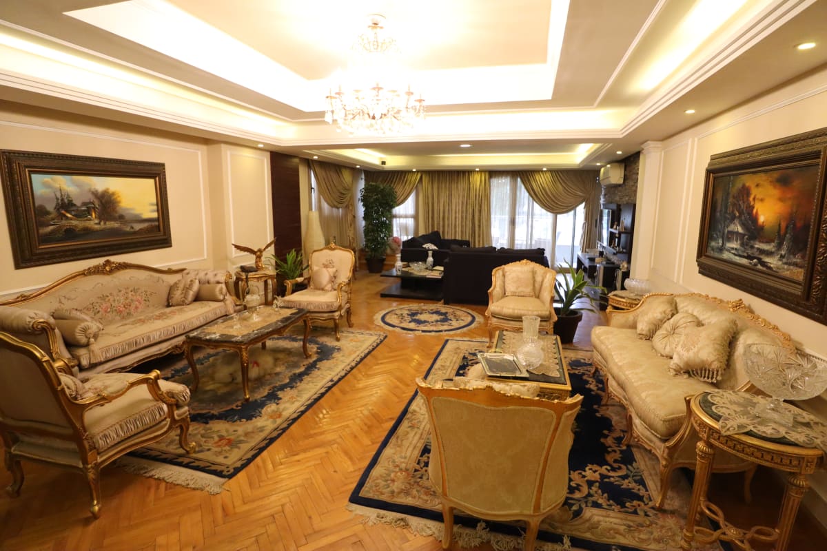 Bright 250 sqm Apartment with Large Reception For Rent In Zamalek