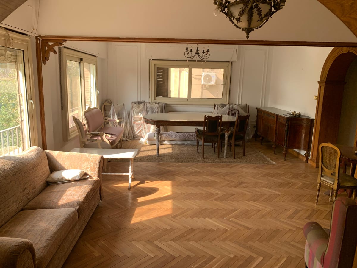 Sunny 200 Sqm Apartment In Prime Maadi Degla.